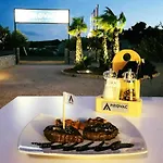 Mobile Pelin With Shared Pool Tatil Evi