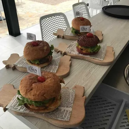 Dom wakacyjny Mobile Pelin With Shared Pool Pirovac