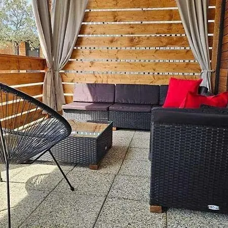 Mobile Pelin With Shared Pool 度假居 皮罗瓦茨